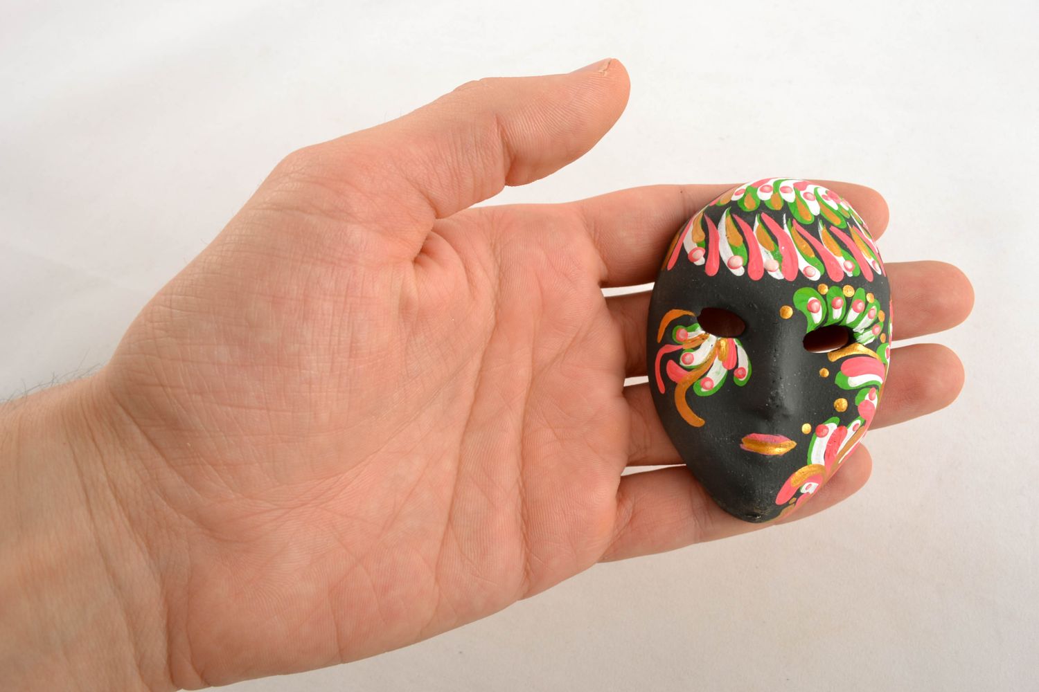 Ceramic fridge magnet carnival mask photo 1