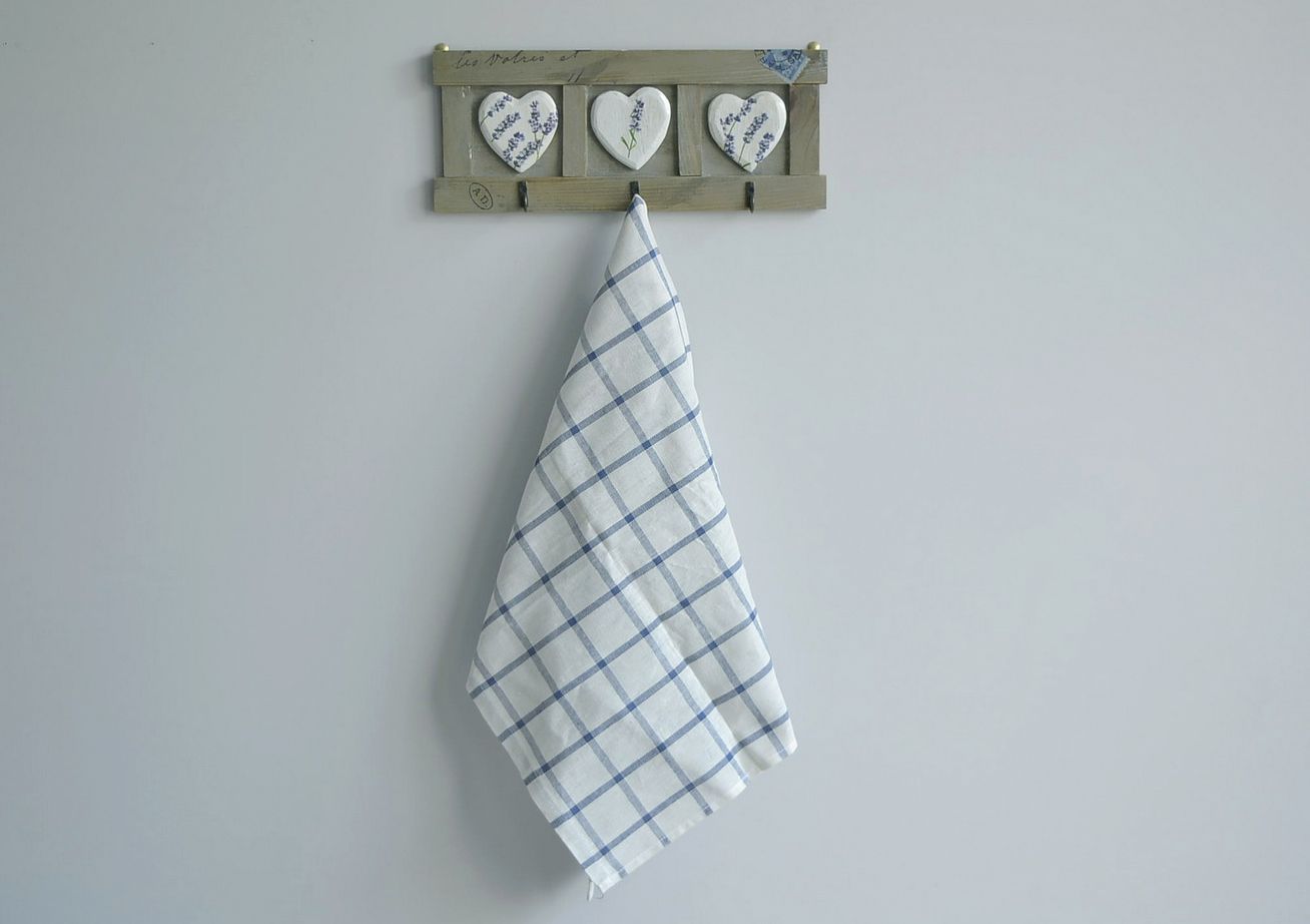 Wooden hanger for keys and kitchen towels photo 2