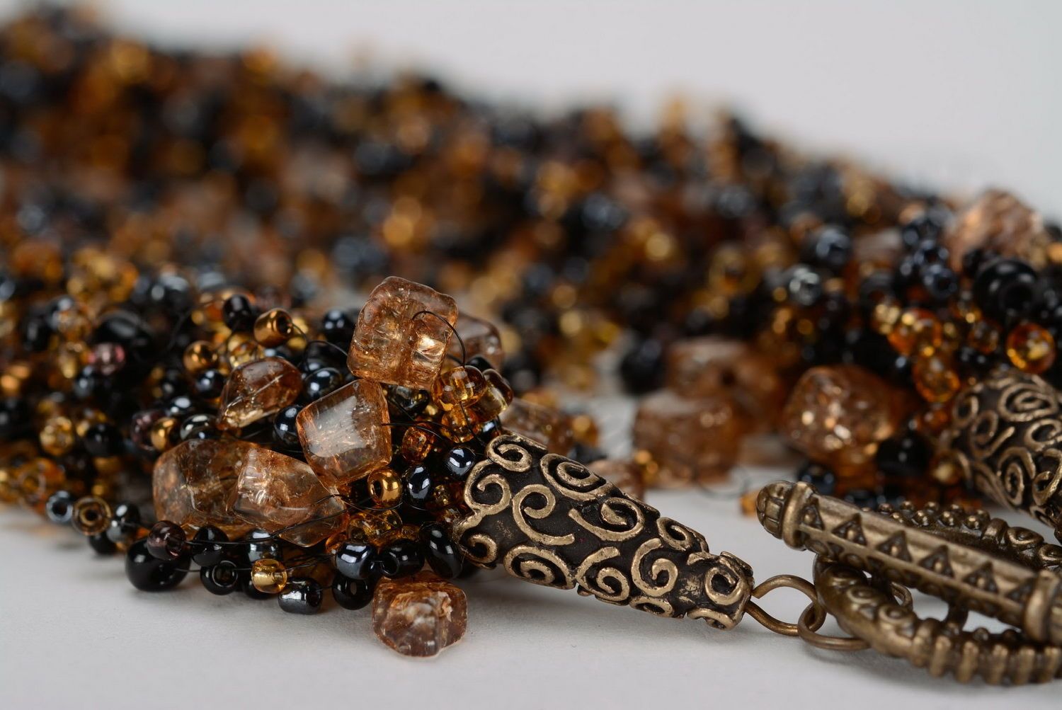 Handmade bead airy-necklace  photo 3