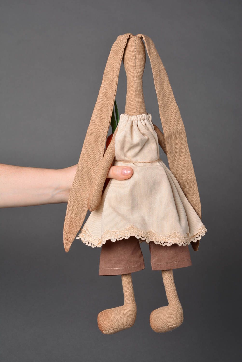 Poupée Lapin en tissu Peluche faite main design original Cadeau pour fille photo 5