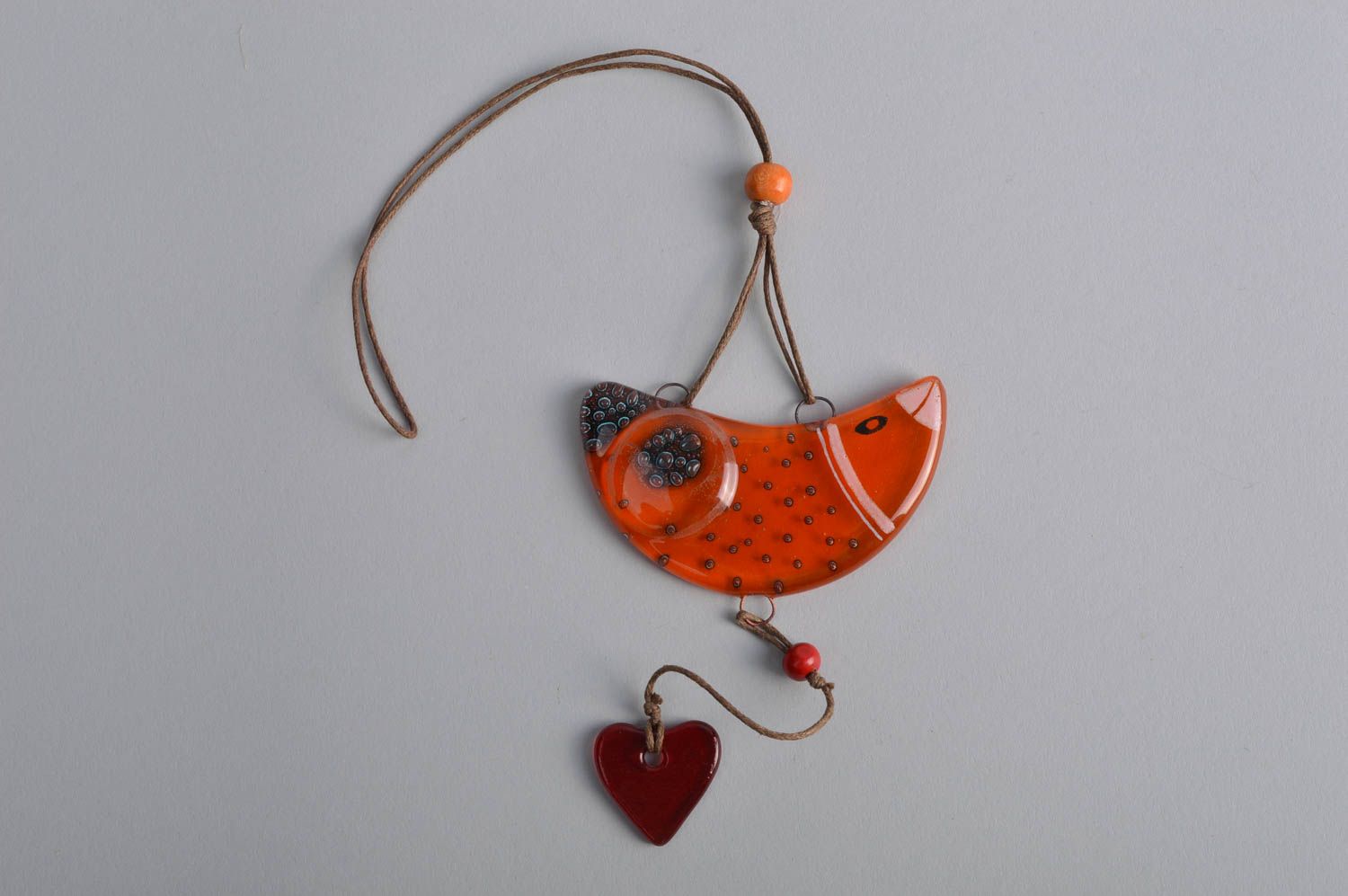 Petite décoration à suspendre en verre faite main orange fusing oiseau  photo 2