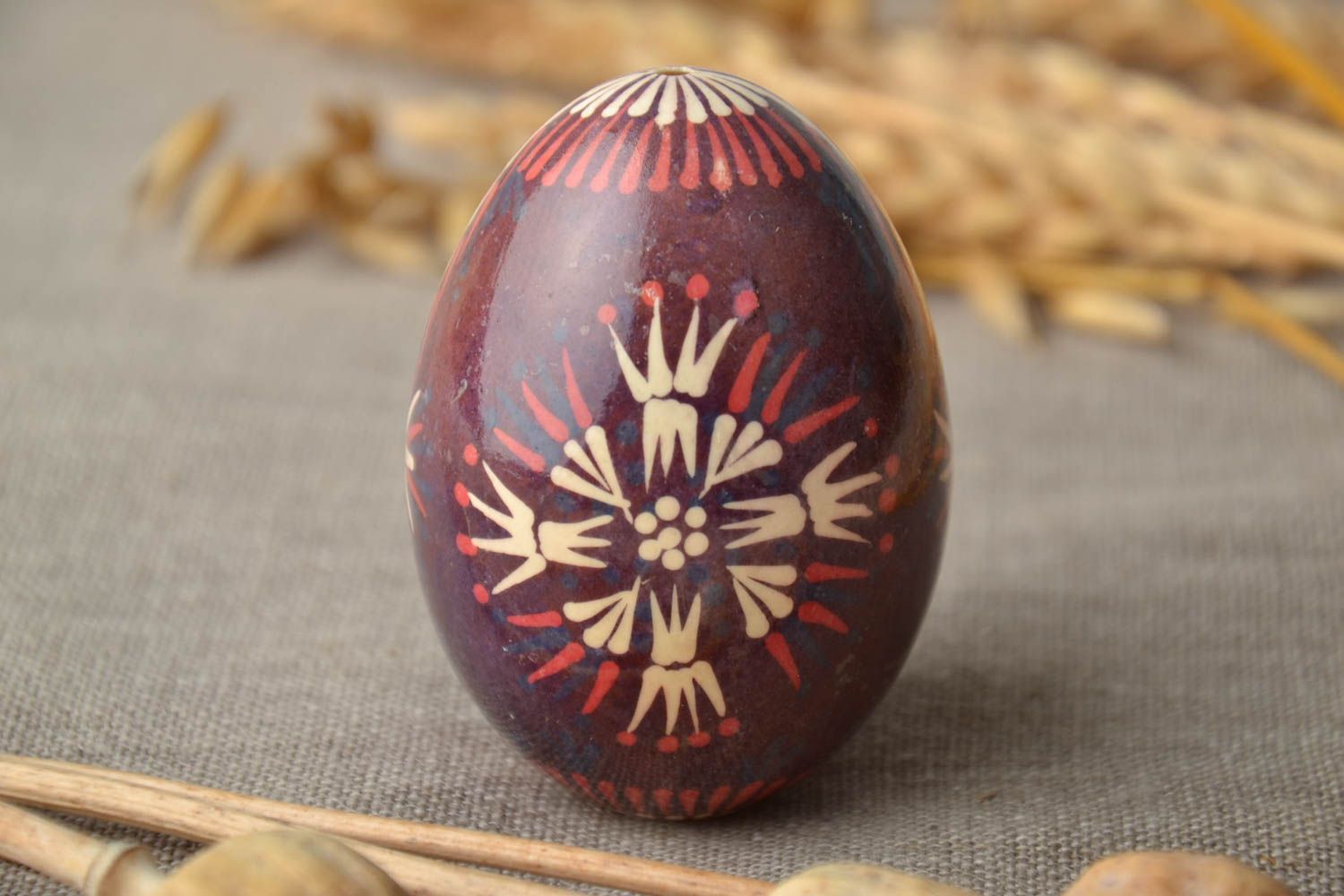 Decorative Easter egg made using waxing technique photo 5