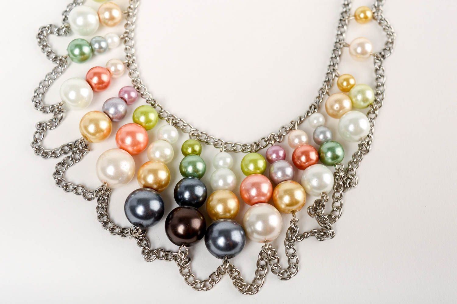 Handmade massive women's necklace with ceramic colorful pearls on metal chain photo 5