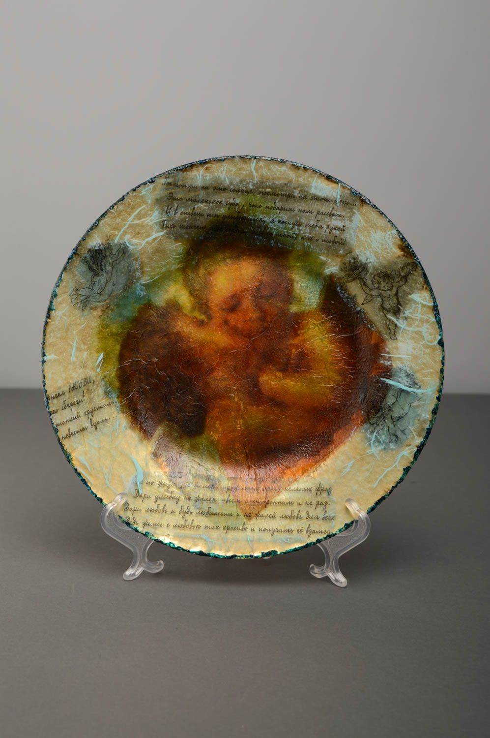 Стеклянная тарелка украшенная в технике декупаж Ангелы фото 4