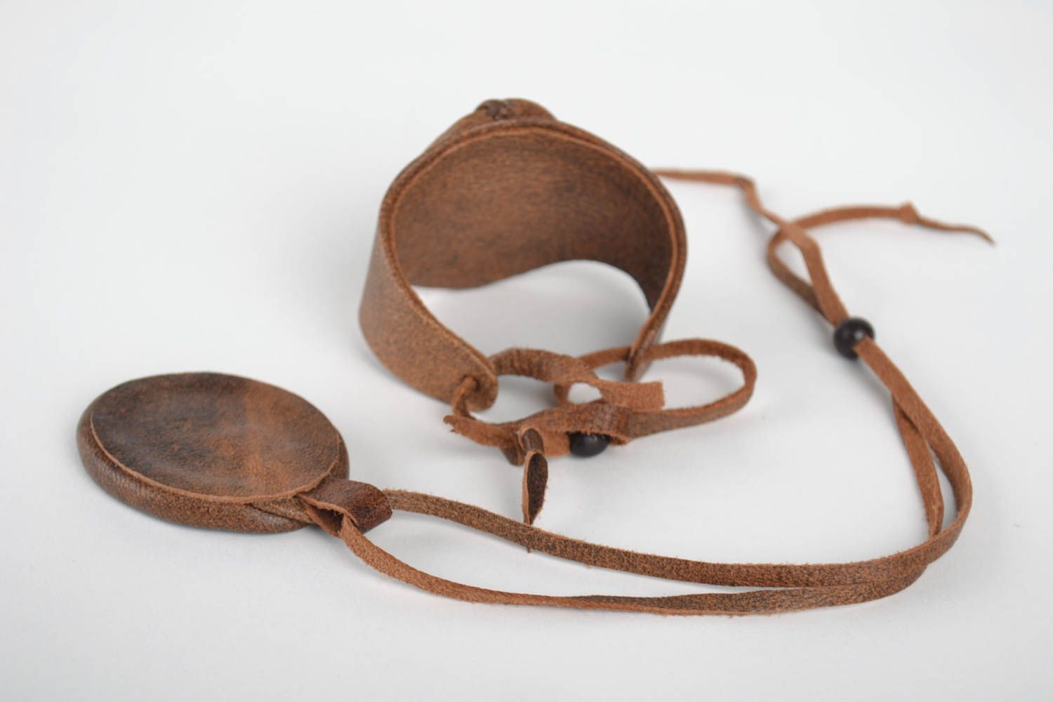 Handmade genuine leather vintage bracelet and pendant unique accessories photo 2