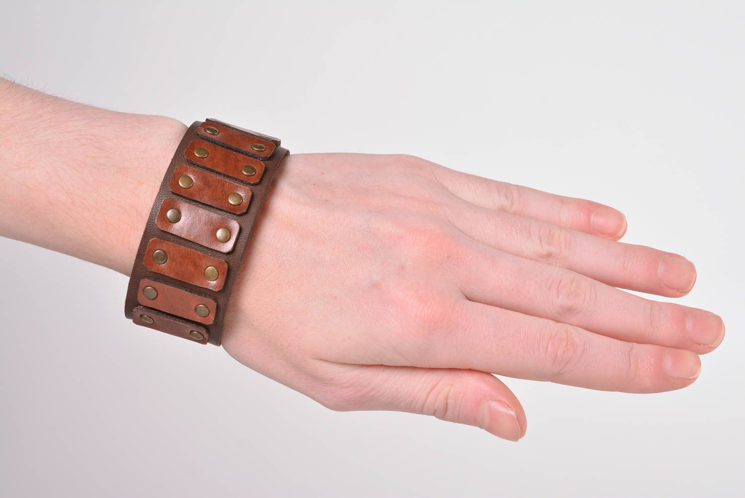 Designer Accessoire handgeschaffen Armband Leder Damen dünnes Lederarmband foto 2