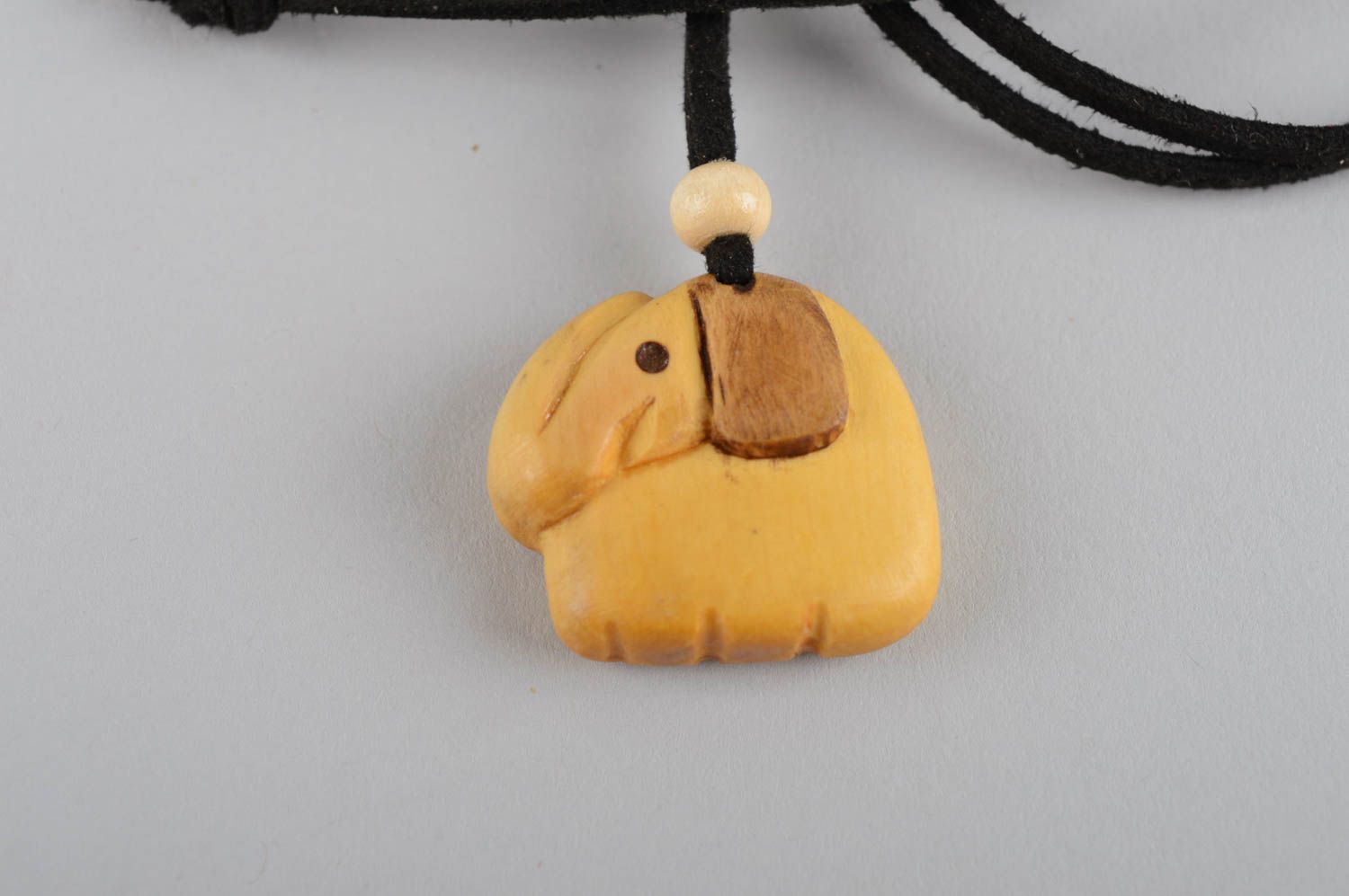 Handmade wooden pendant funny neck pendant ideas artisan jewelry designs photo 8