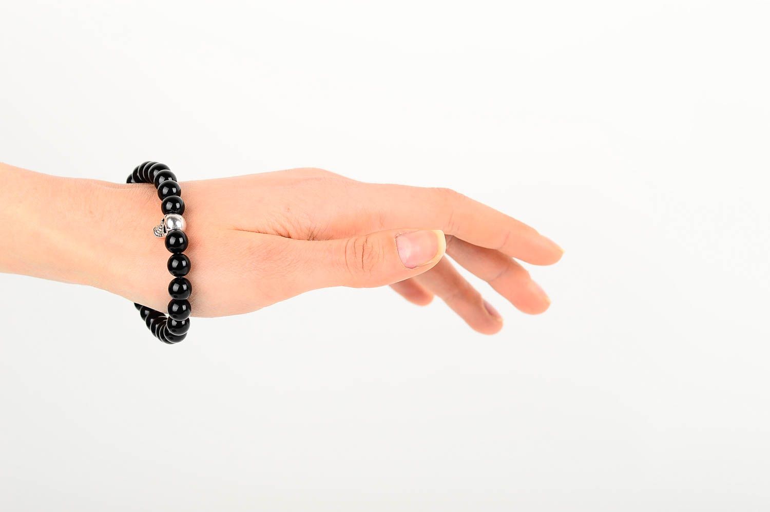 Bracelet design Bijou fait main en perles fantaisie Accessoire femme noir photo 2