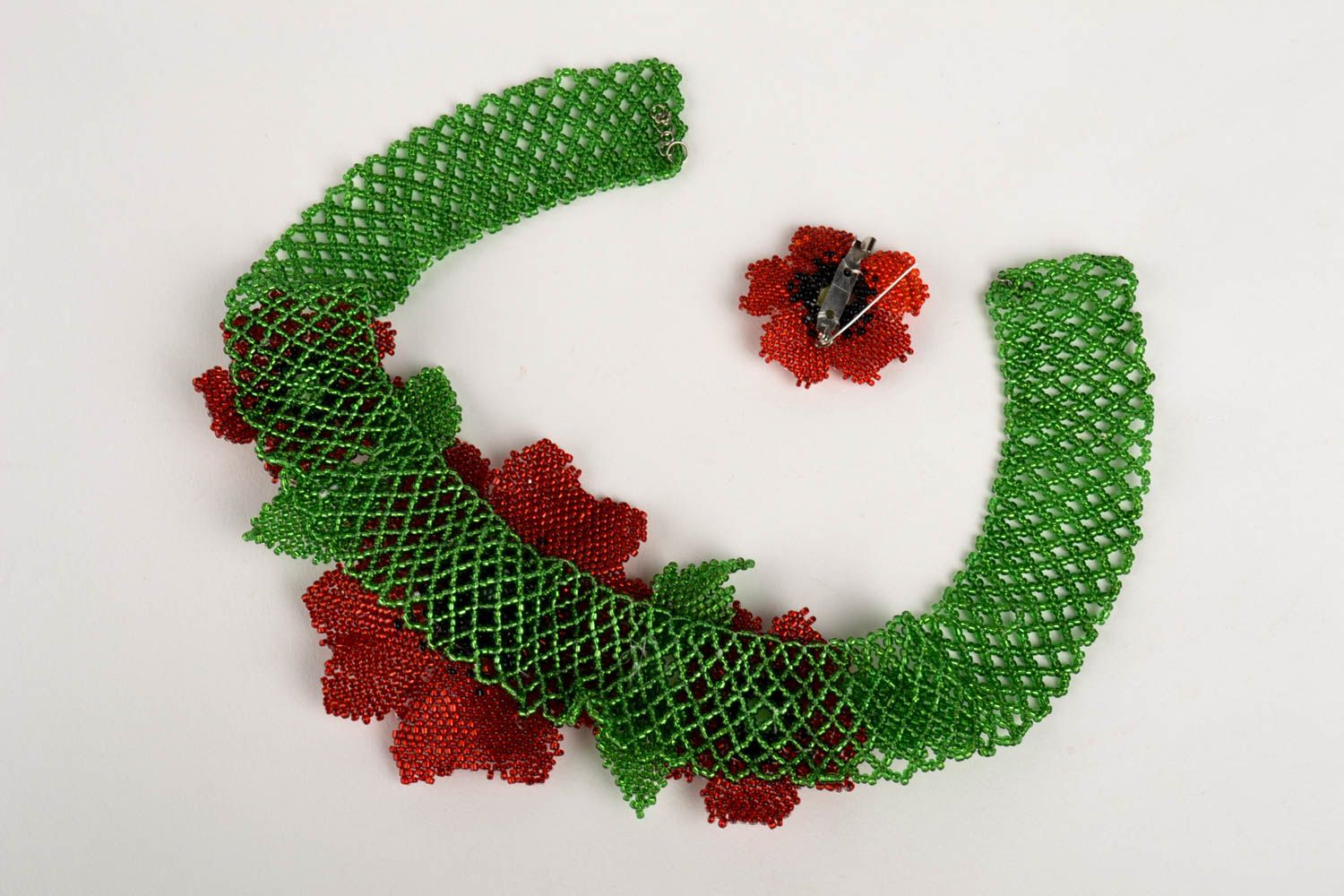 Collier perles de rocaille Broche fait main fleurs de pavot Accessoires femme photo 2