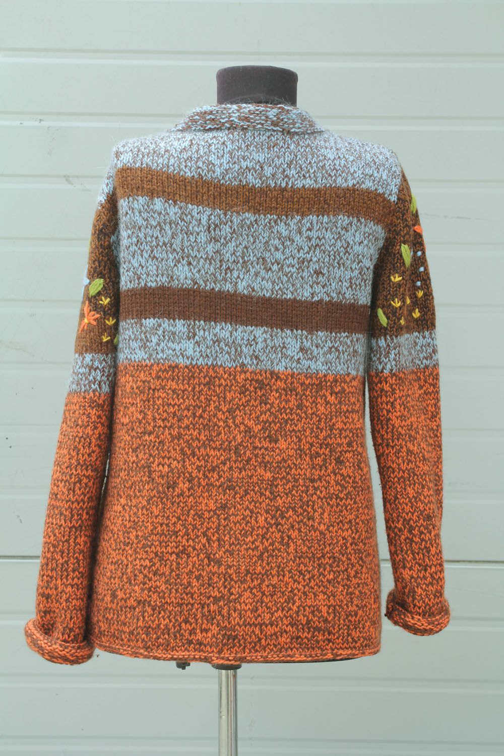Knitted wool sweater  photo 2