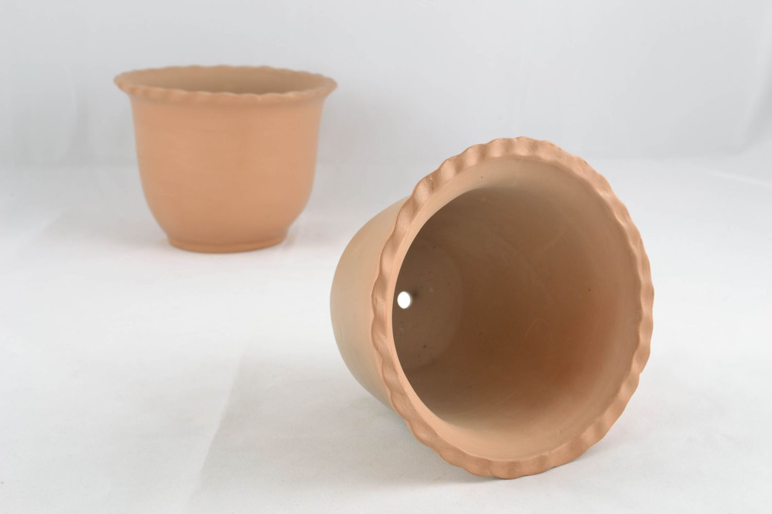 Pot en argile fait main original pour fleurs accessoire pour jardinier photo 1