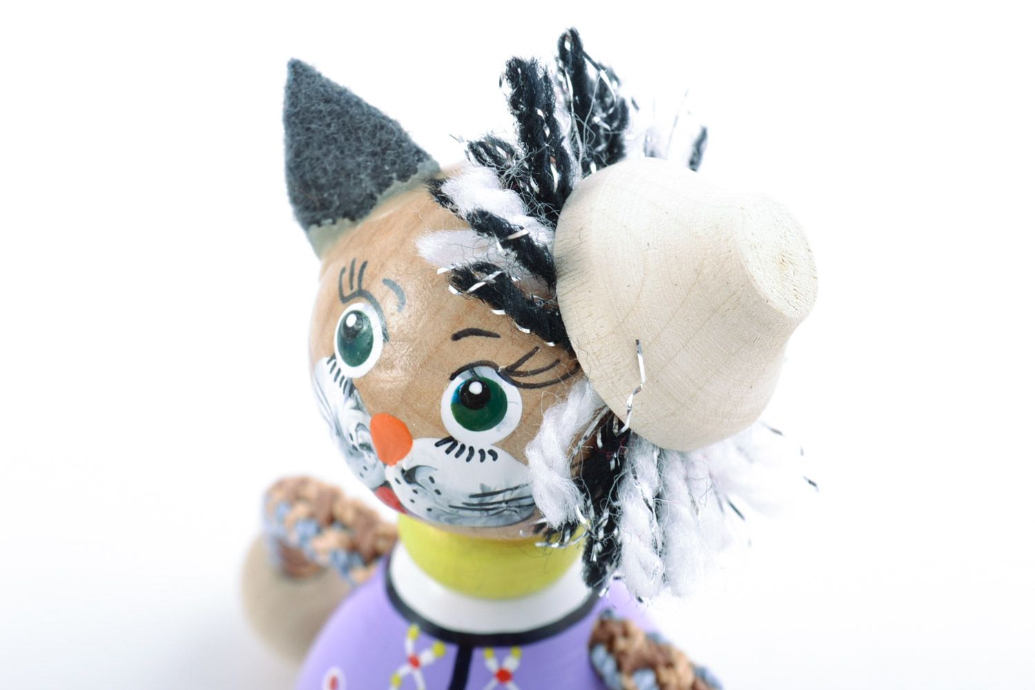 Деревянная эко игрушка кот в росписью яркий маленький на подарок ручная работа фото 3