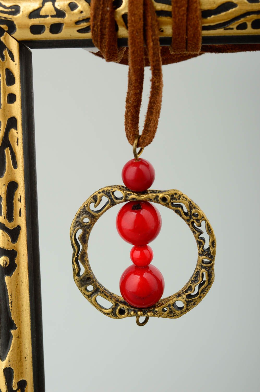 Pendentif bronze Bijou fait main perles de pierre rouge Accessoire femme  photo 1