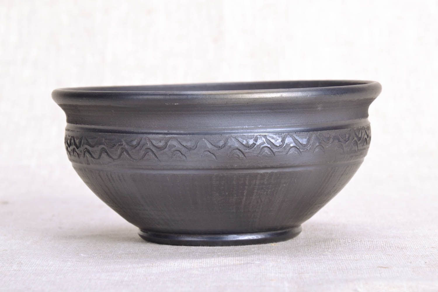 Black color deep bowl  photo 2