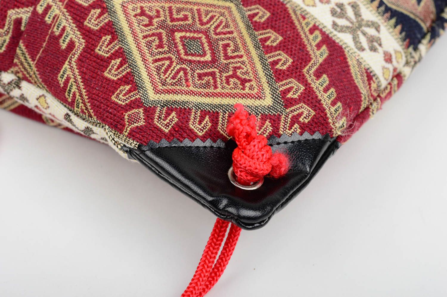 Gemusterter bunter Rucksack für Damen Accessoire für Frauen moderner Rucksack foto 4