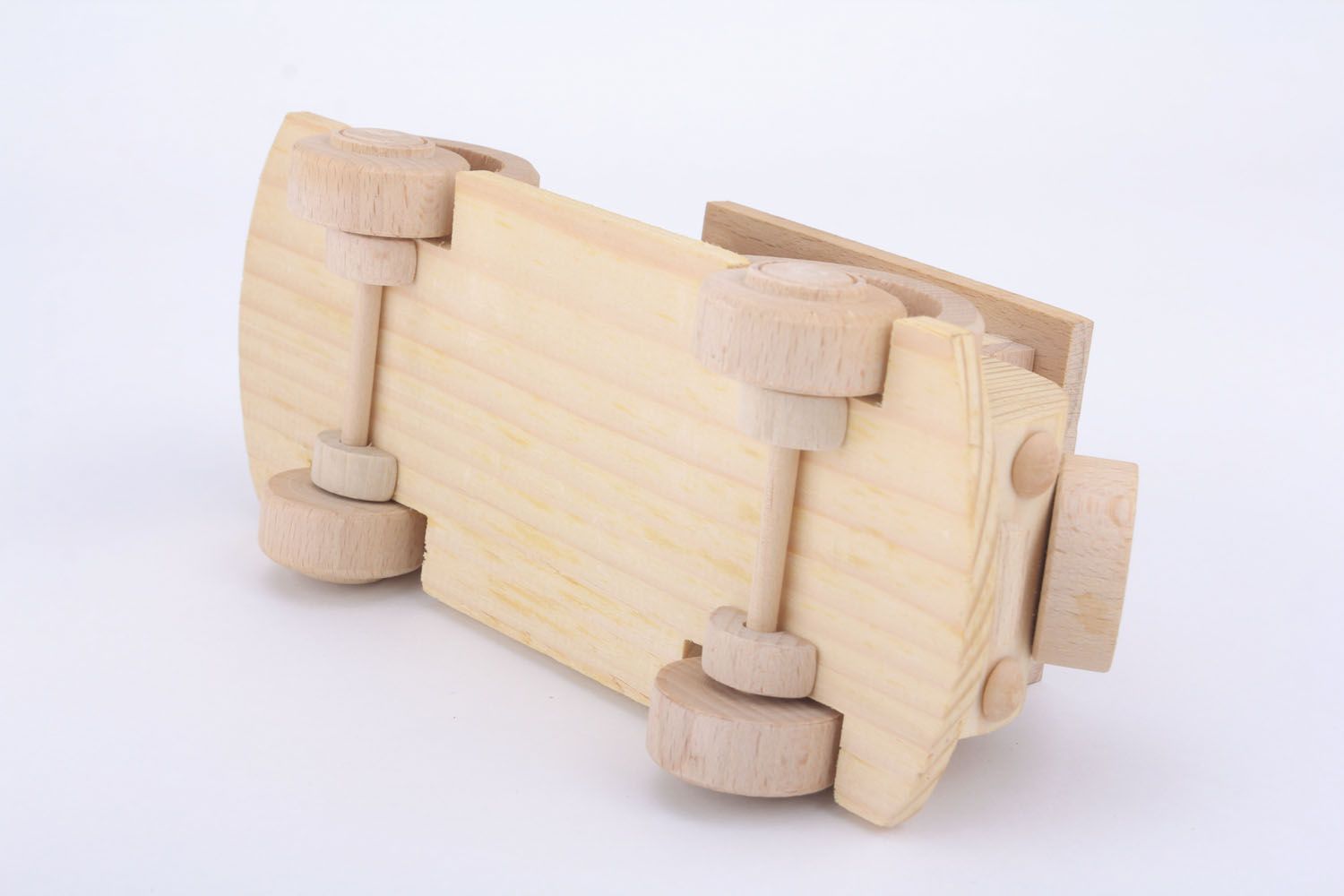 Brinquedo de madeira feito à mão Carro foto 3