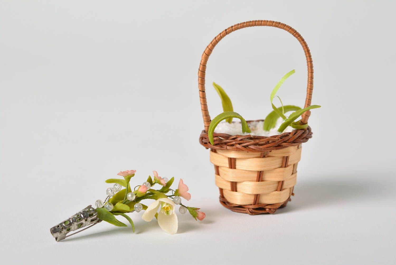 Handmade designer brooch with polymer clay field flowers in small basket photo 1