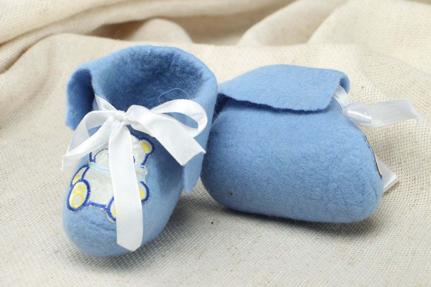 Zapatillas de lana natural para bebés foto 3