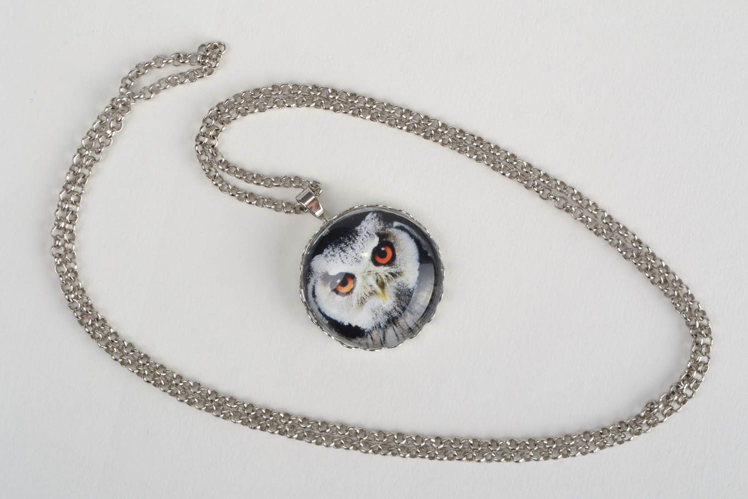 Handmade designer round pendant with glass on metal chain with image of owl photo 3