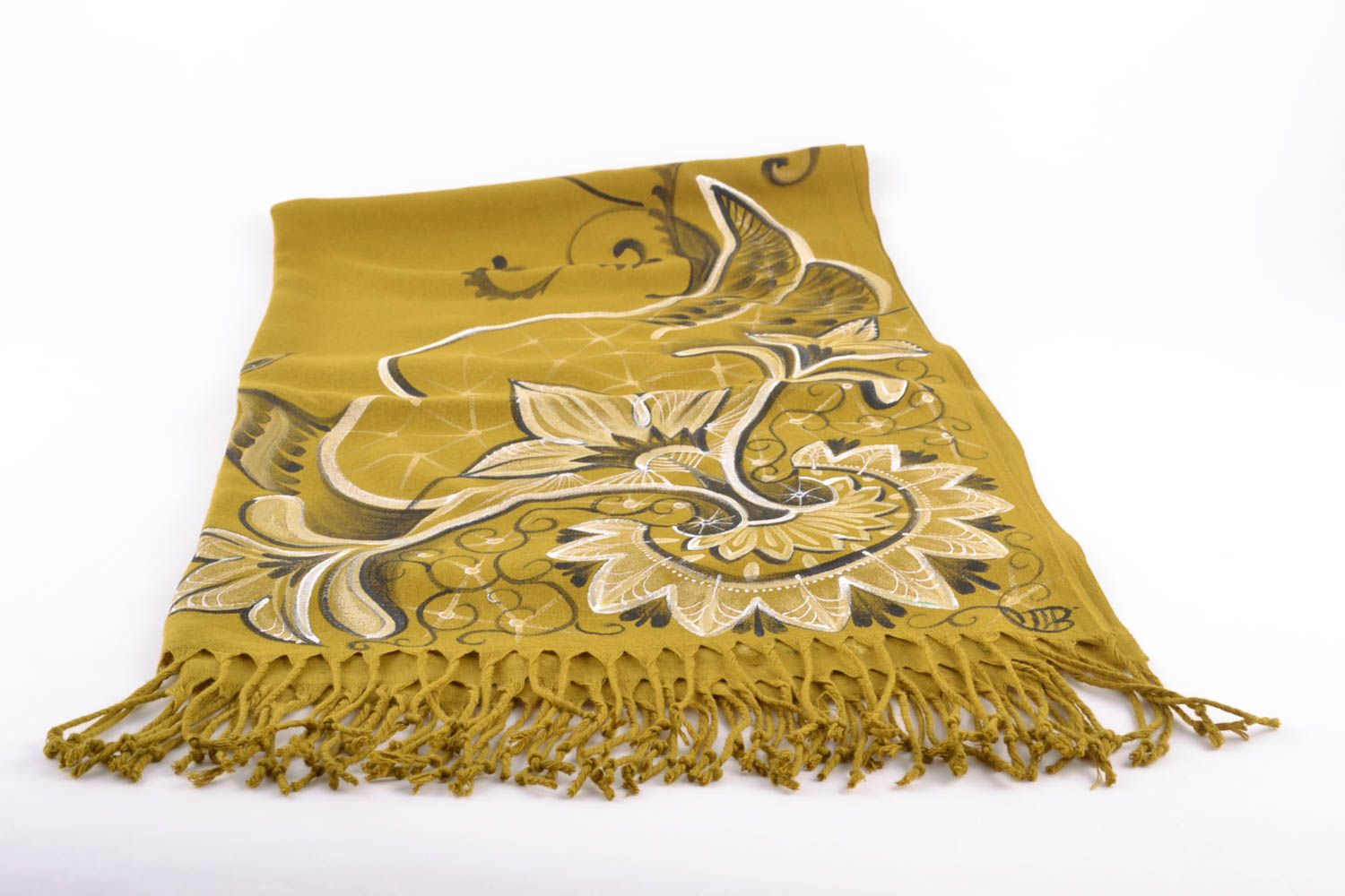 Warm cashmere scarf with painting of mustard color photo 2