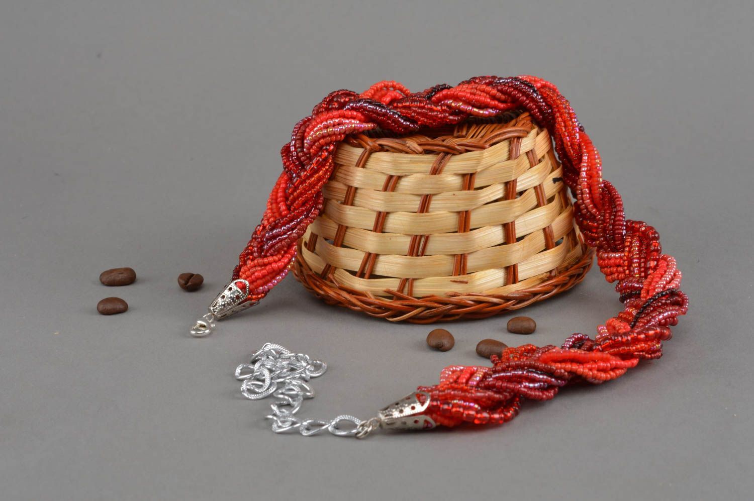 Ожерелье из бисера плетеное ручной работы авторское красивое женское Косичка фото 1