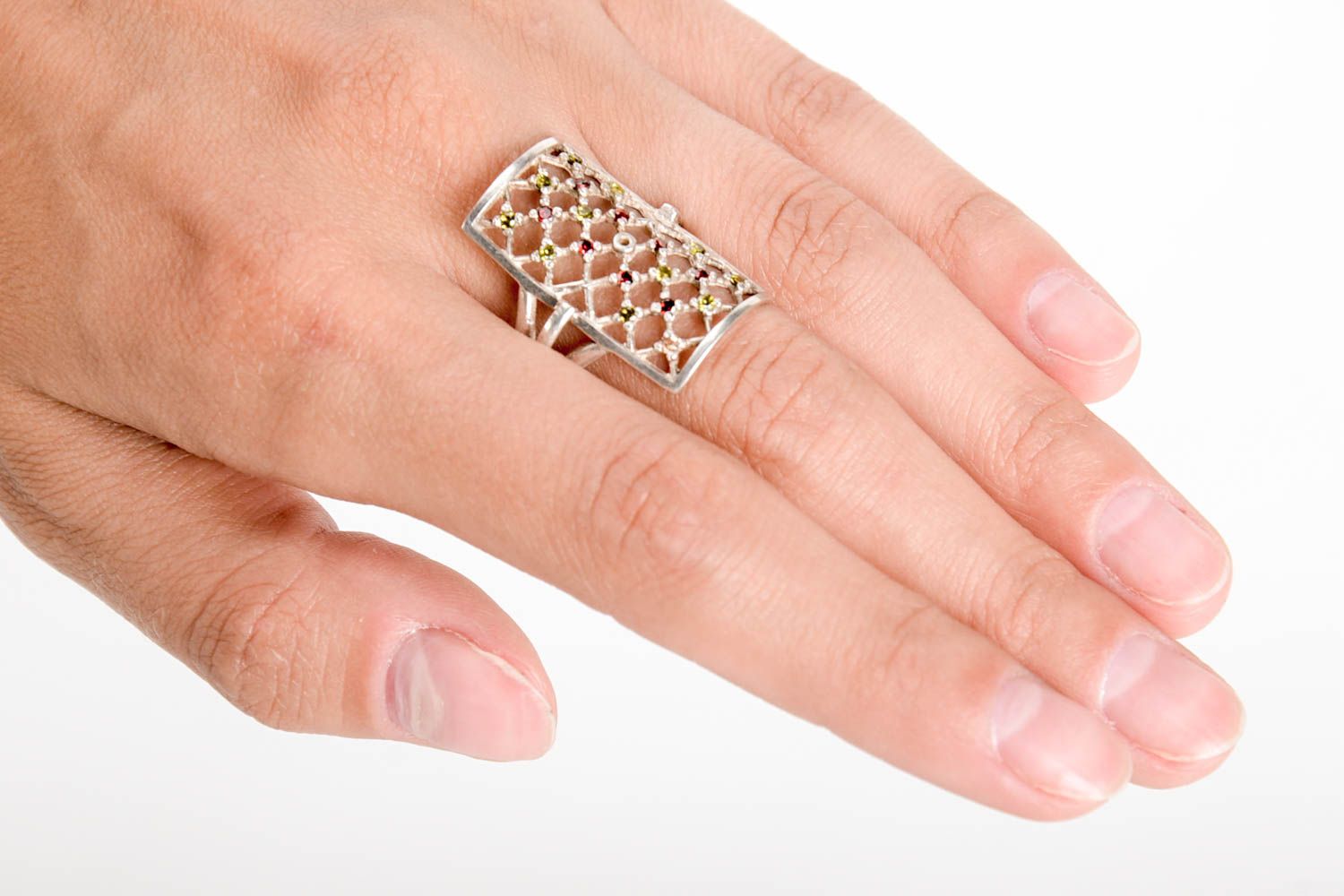 Kleiner schöner handmade Juwelier Modeschmuck Ring am Finger Damen Modeschmuck foto 1