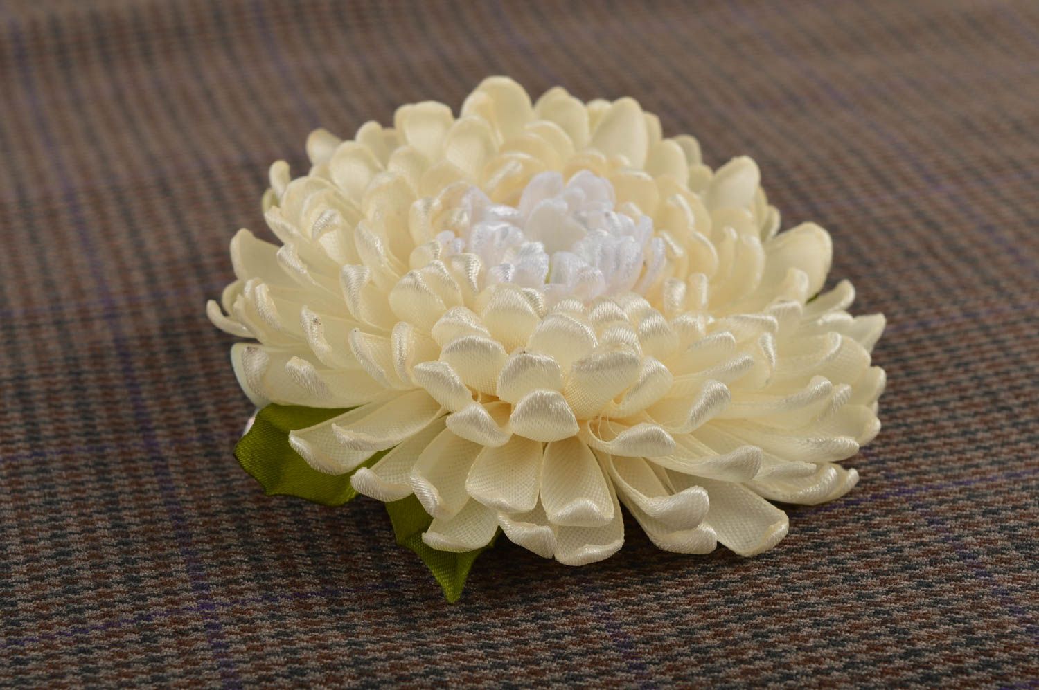 Childrens handmade hair clip hair ornaments for kids kanzashi flower ideas photo 1
