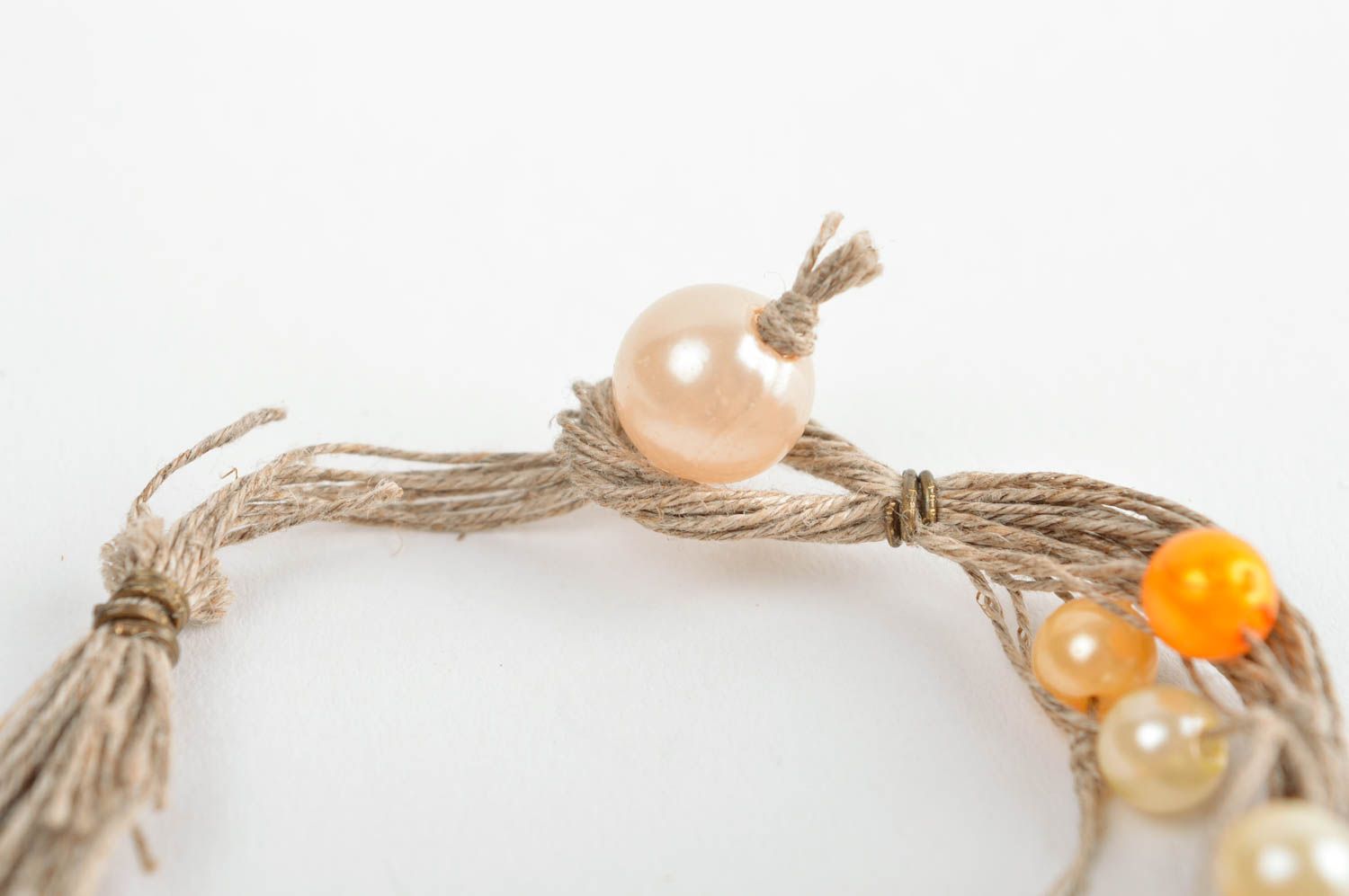 Bracelet boho Bijoux fait main Accessoire femme cordes de lin perles nacrées photo 4
