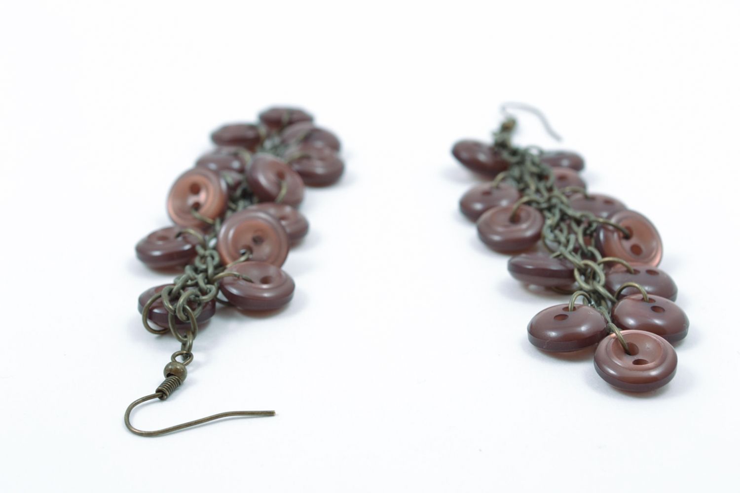 Boucles d'oreilles artisanales pendantes avec boutons faites main cadeau photo 4