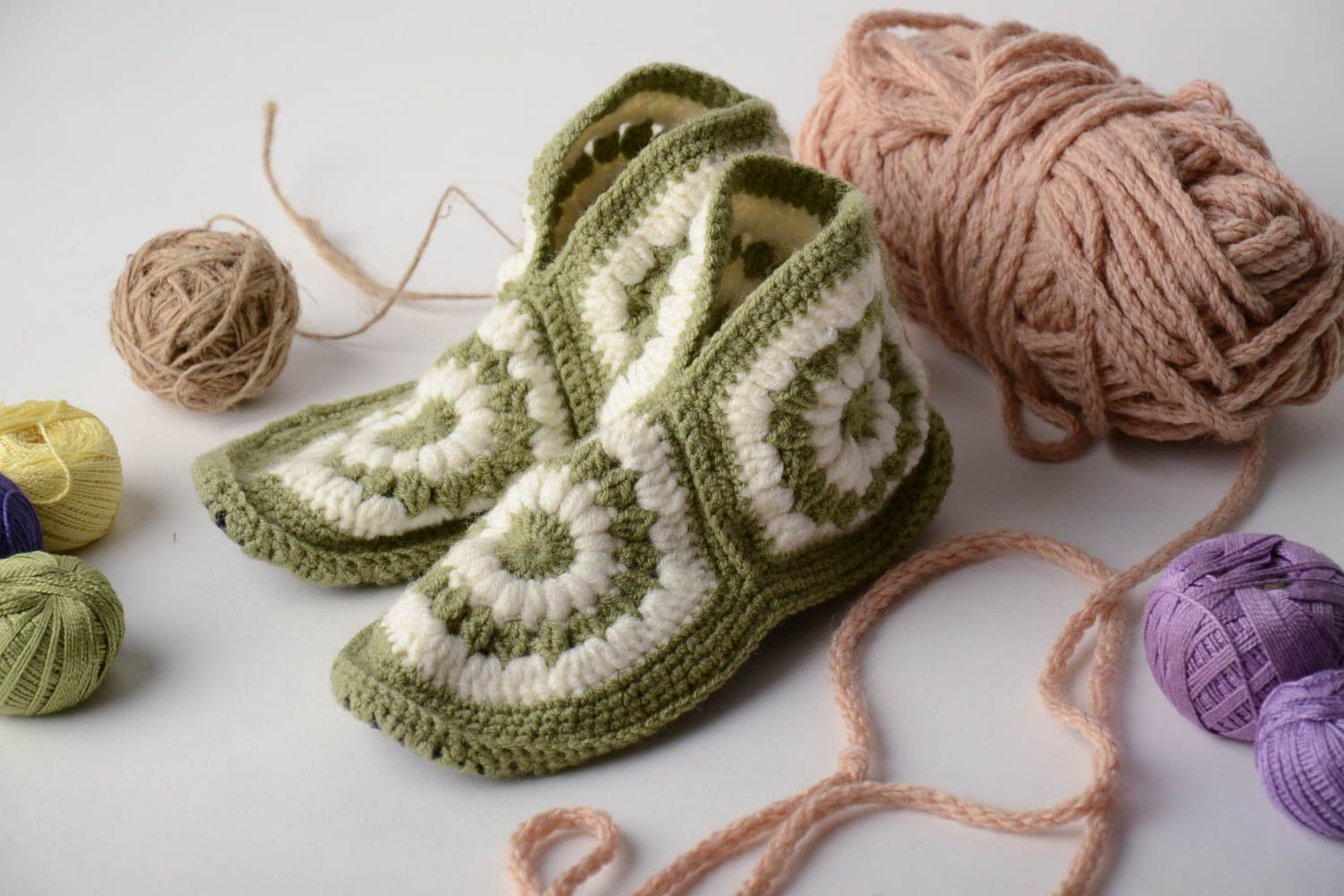 Woolen crochet slippers photo 1