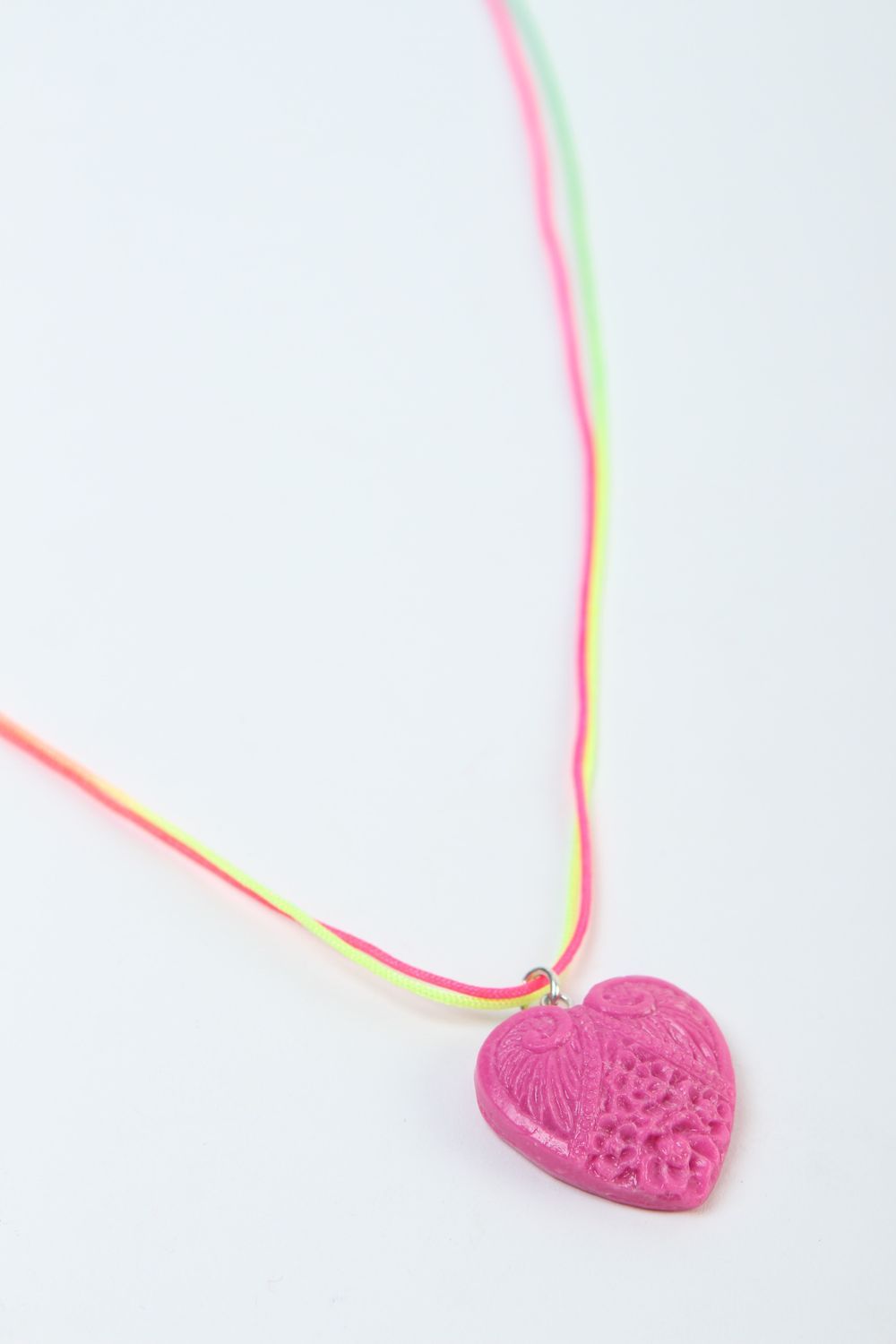 Pendentif coeur rose Bijou fait main en pâte polymère Cadeau pour femme photo 4