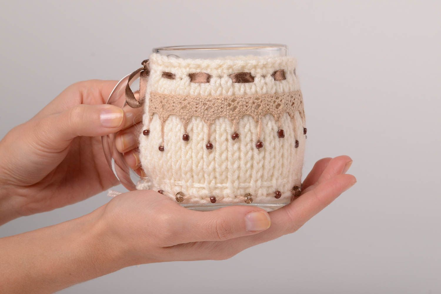 Couvre-tasse tricot fait main Pull pour mug crochet dentelle perles de rocaille photo 2