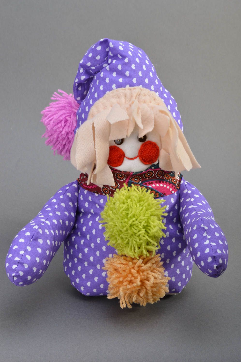 Кукла ручной работы кукла из ткани мягкая кукла оригинальная Гномик с помпонами фото 2