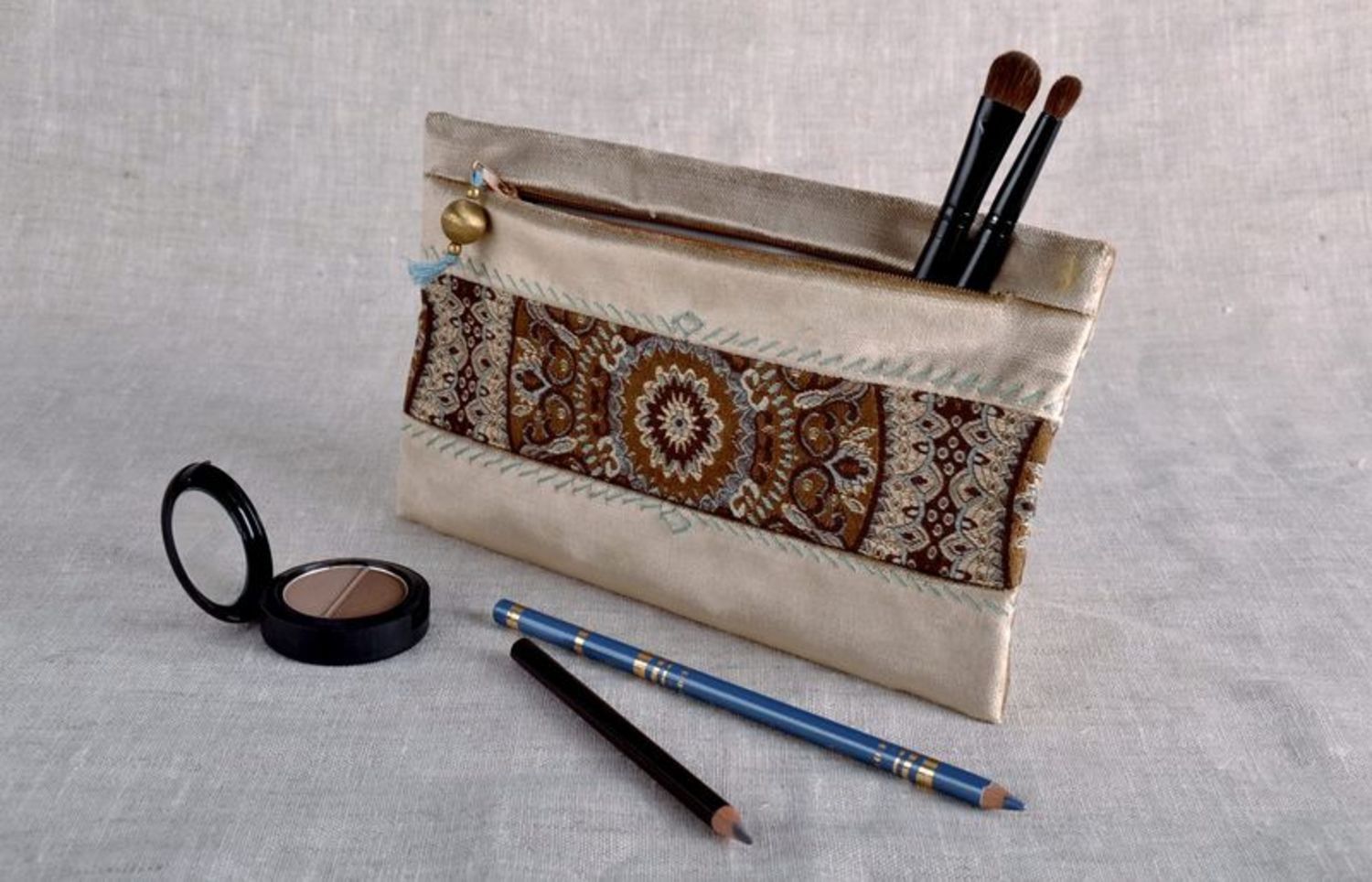 Beauty bag - clutch of brown color photo 5