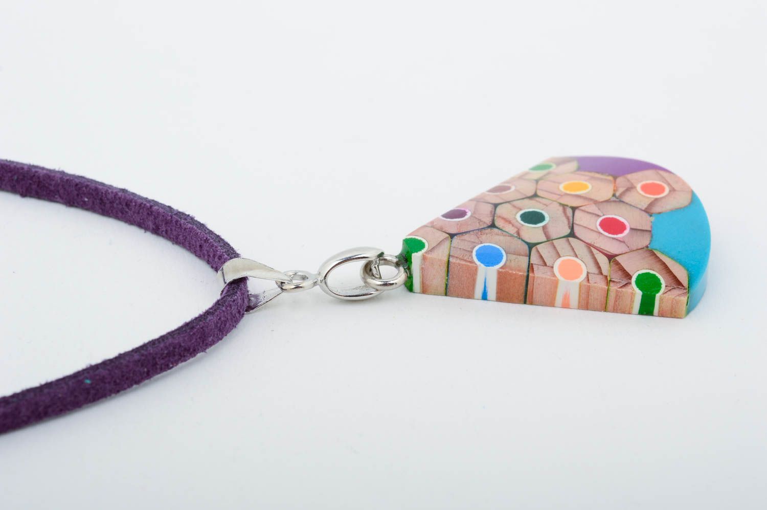 Pendentif fantaisie Bijou fait main multicolore lacet violet Accessoire femme photo 4