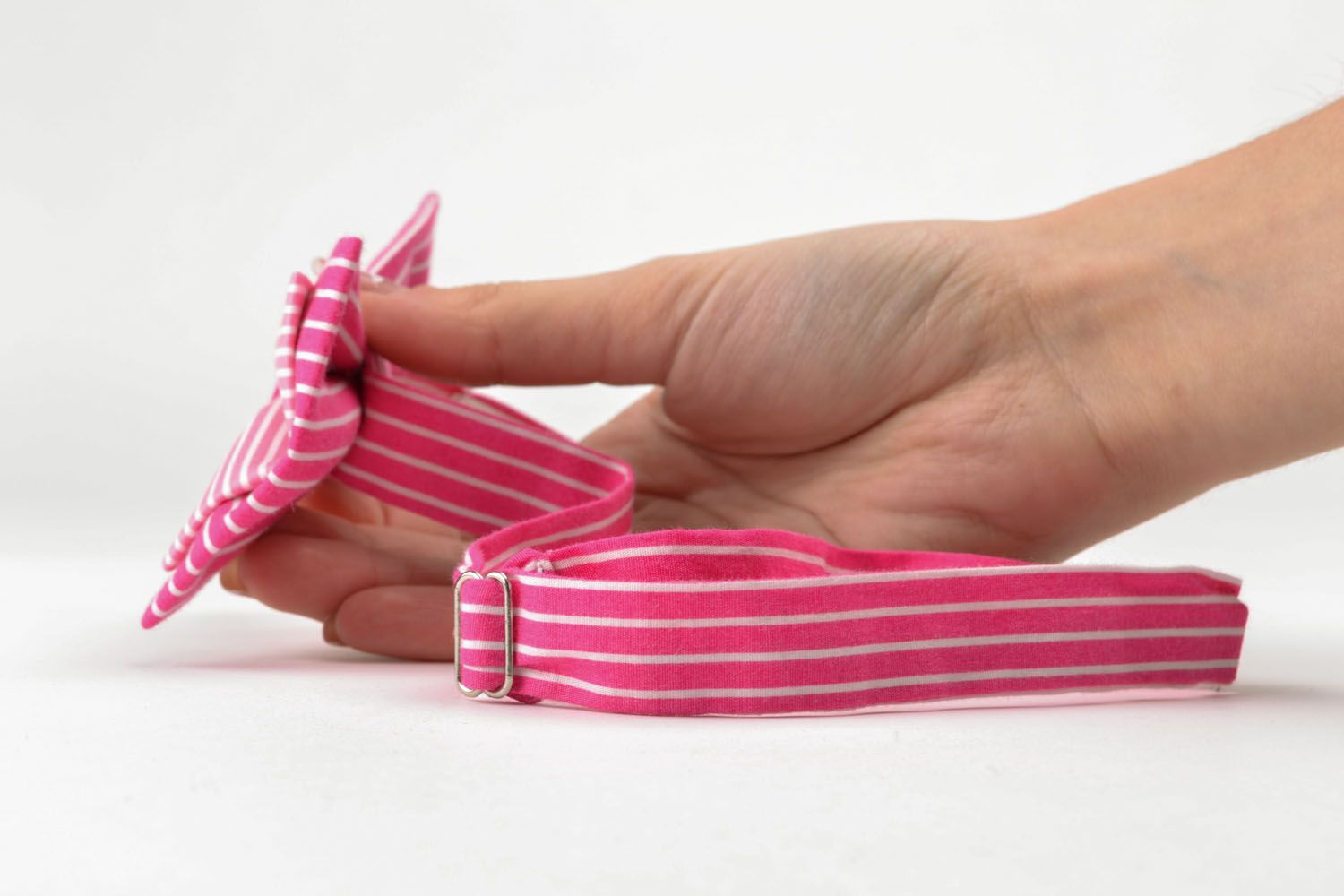 Ярко-розовый галстук-бабочка фото 4