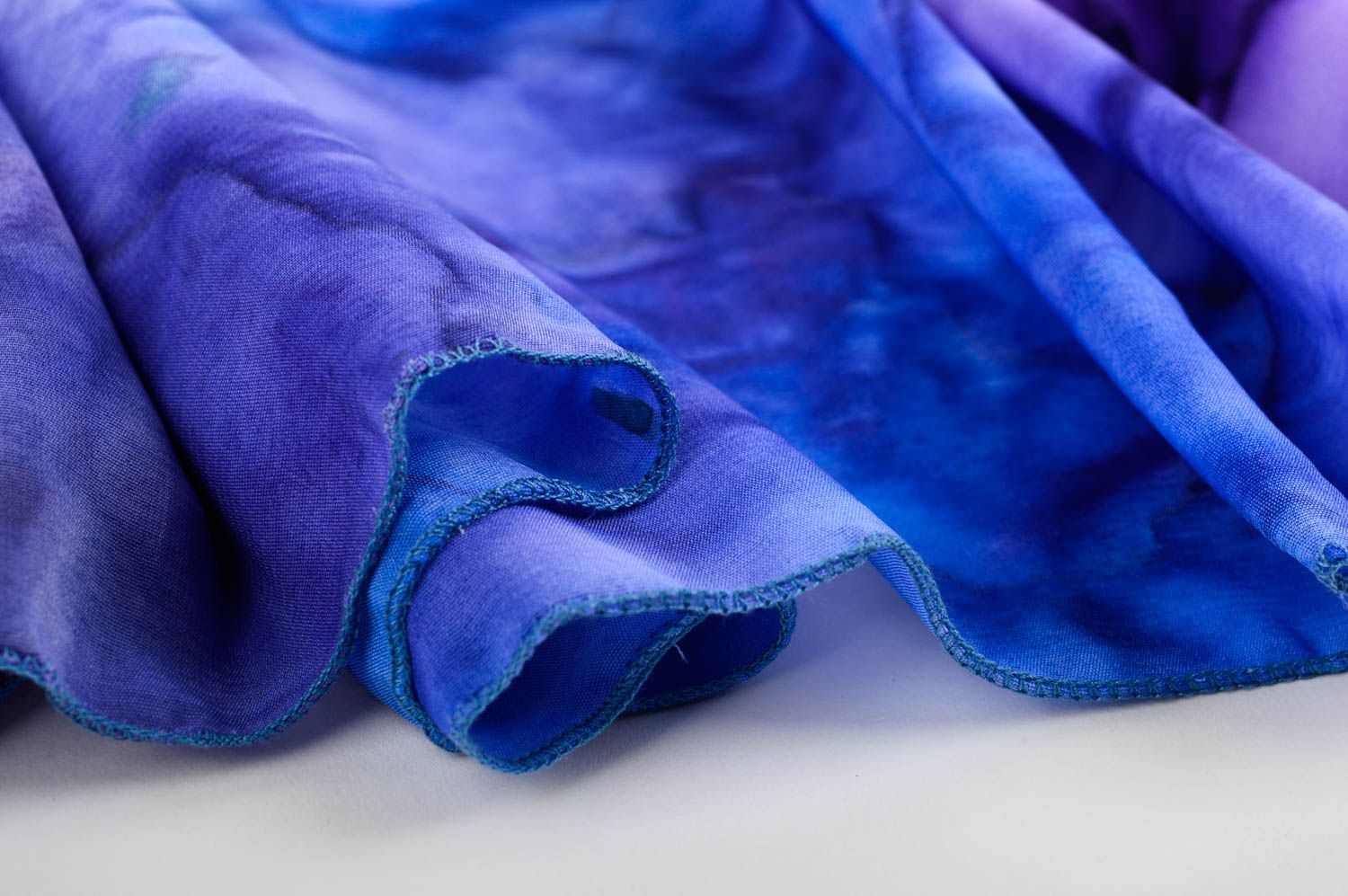 Шарф ручной работы шейный платок синий с рисунком шарф платок палантин фото 3