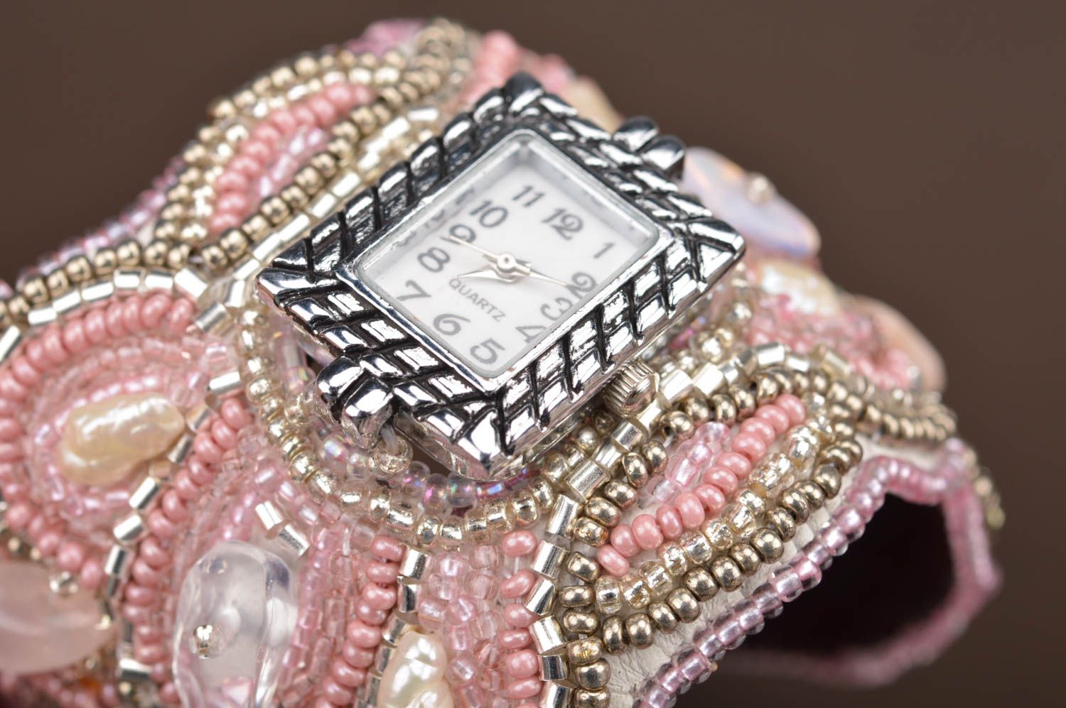 Pink handmade designer unusual wrist watch made of beads on leather basis photo 4
