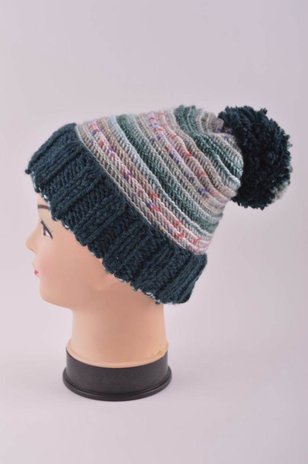 Handmade Damenmütze Winter Mütze mit Bommel Geschenke Ideen Accessoire Damen foto 3