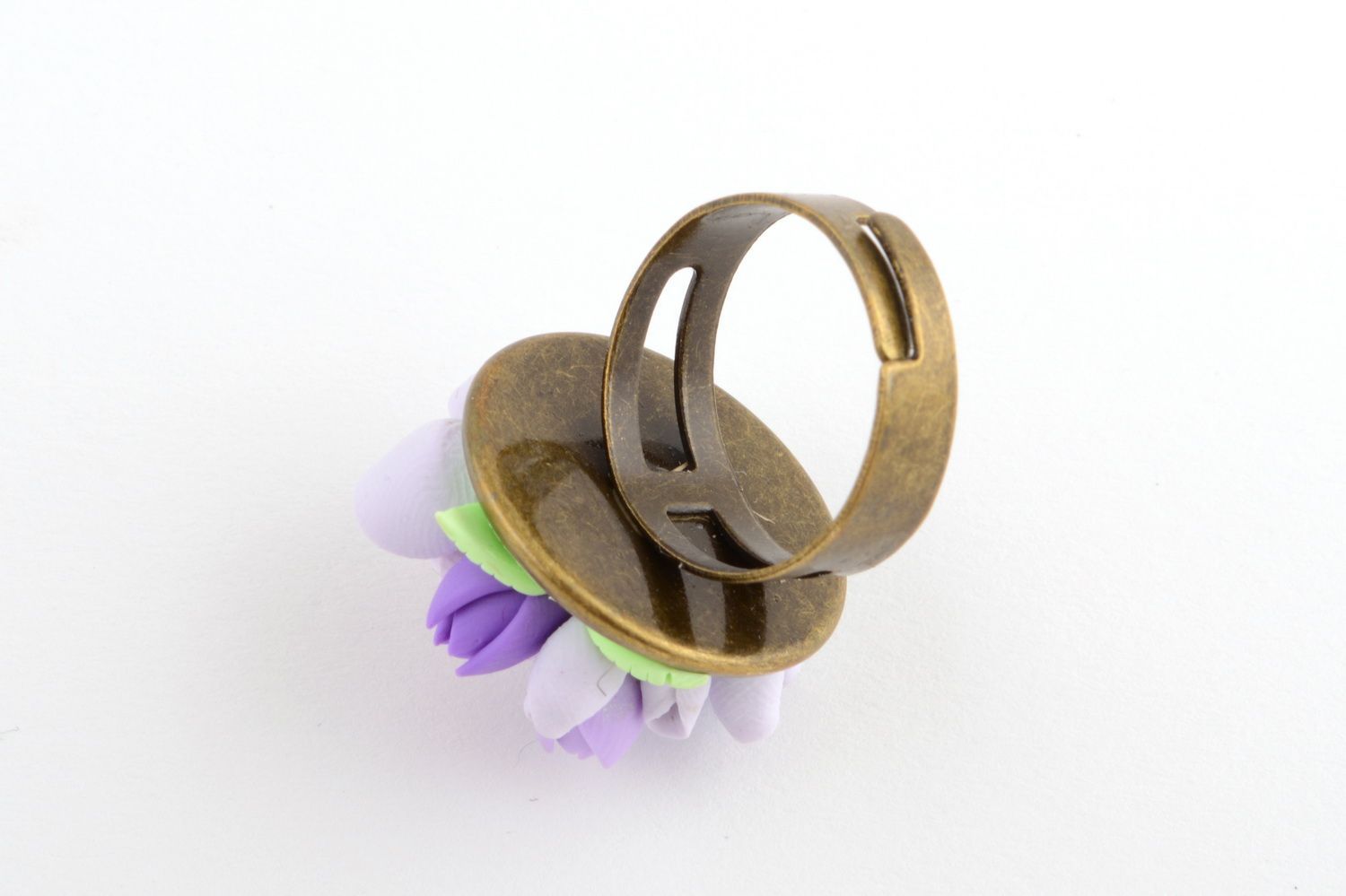 Designer Blumen Ring aus Polymer Ton in Lila schön ungewöhnlich handgemacht  foto 4