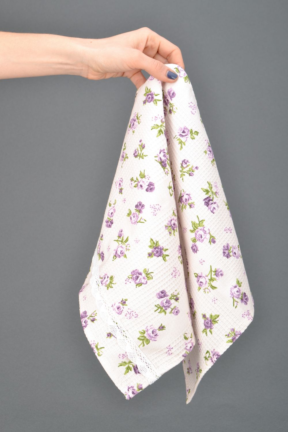 Cotton and polyamide kitchen towel with lilac roses photo 1