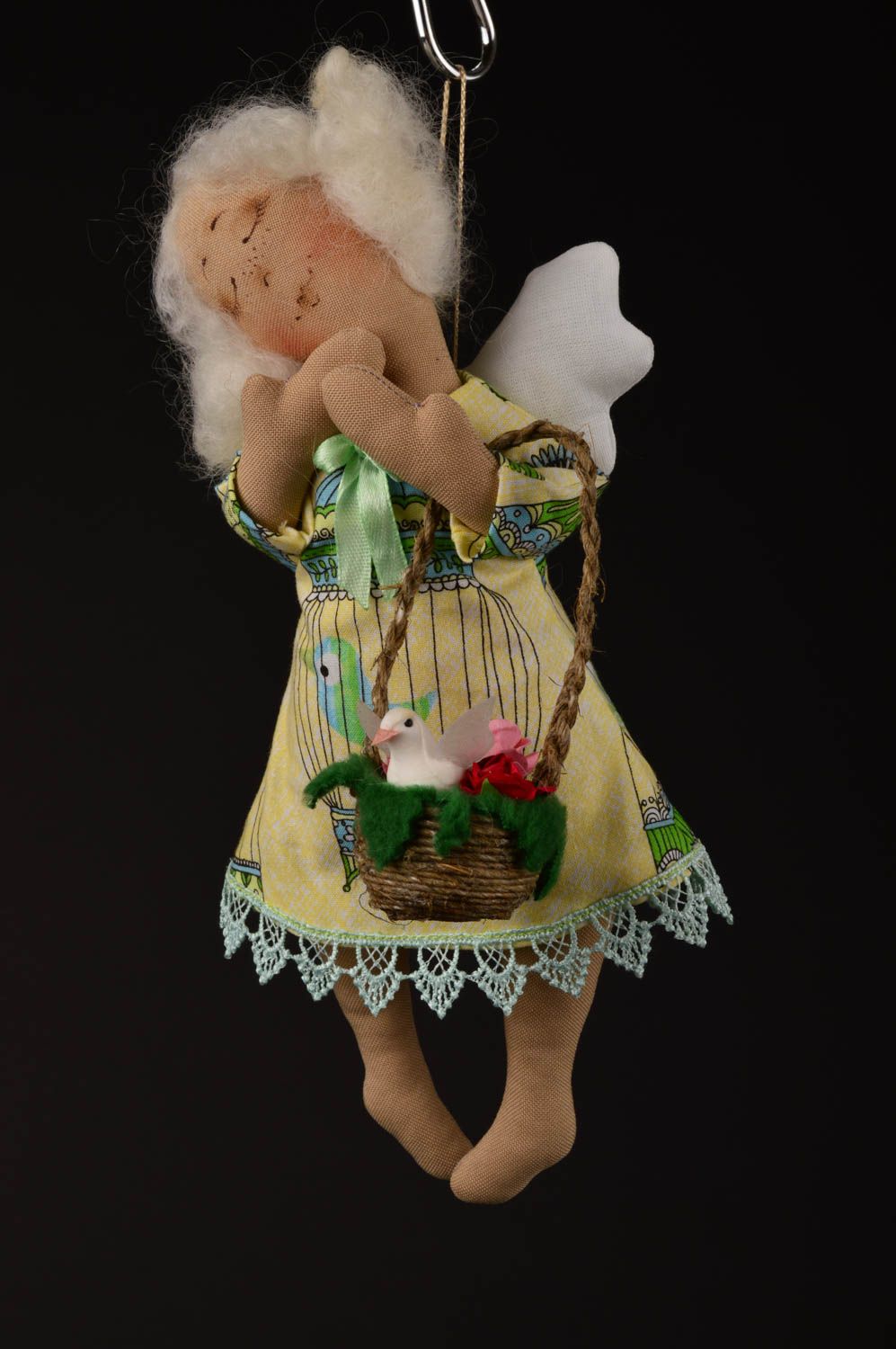 Peluche ange fait main Déco maison Cadeau original textile à suspendre design photo 1