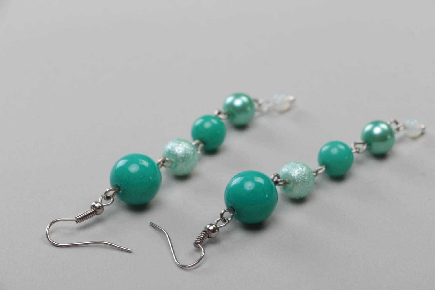 Boucles d'oreilles de perles en céramique et agate longues turquoise faites main photo 4