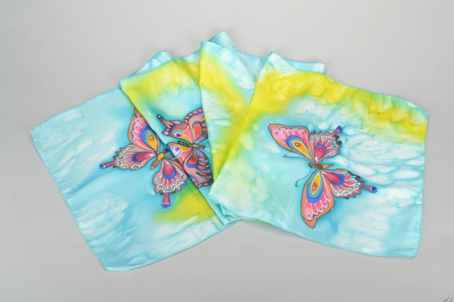 Foulard multicolore Papillons fait main  photo 3