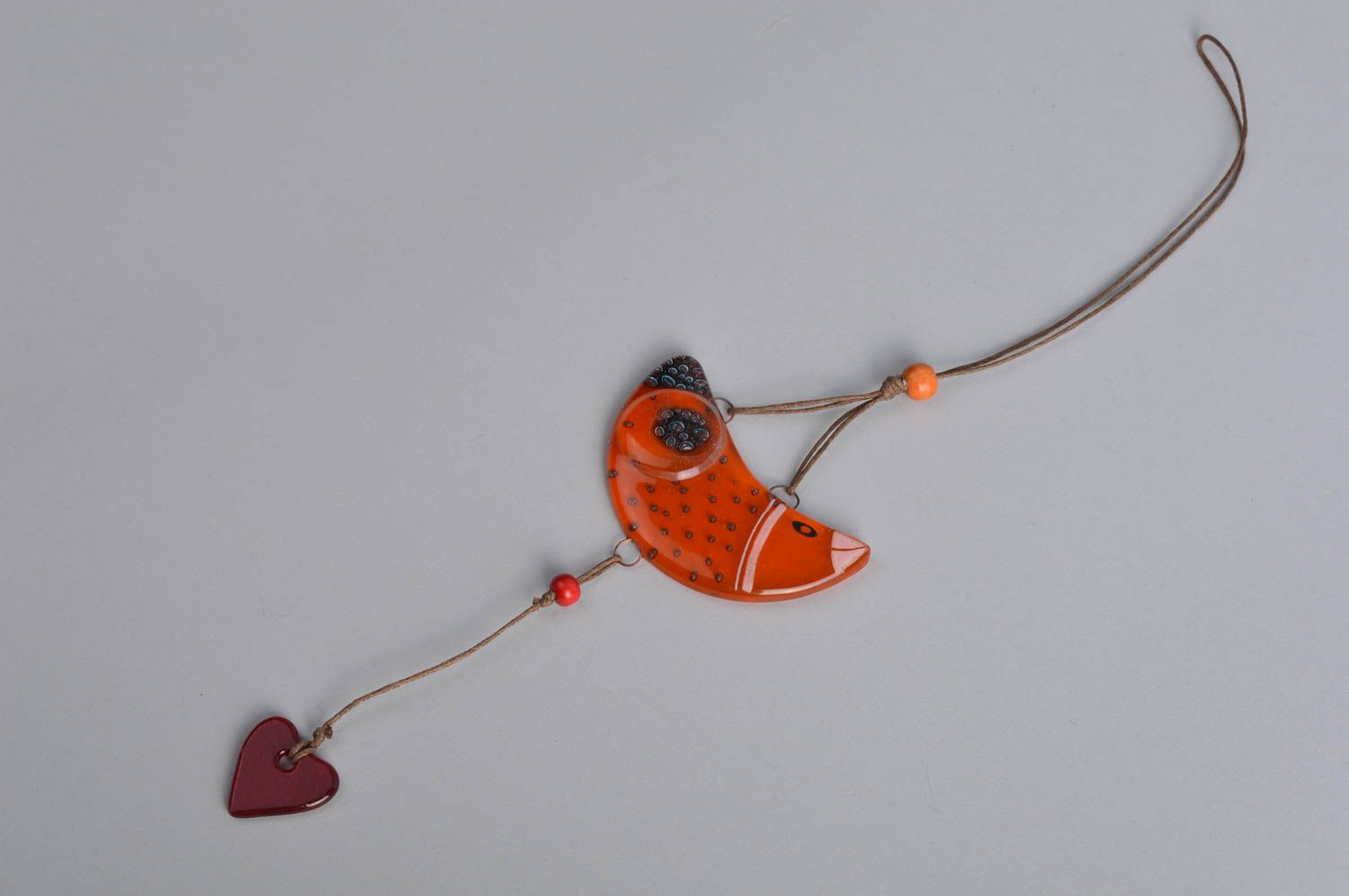 Petite décoration à suspendre en verre faite main orange fusing oiseau  photo 3