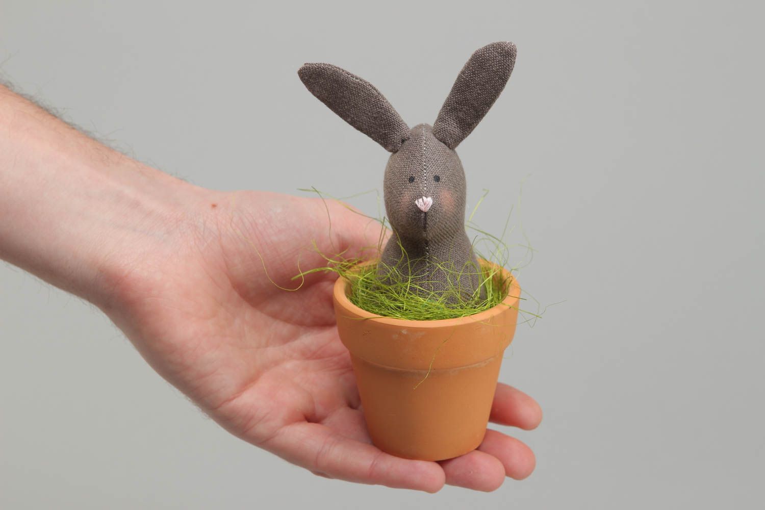 Conejo en la maceta, composición de Pascua foto 4