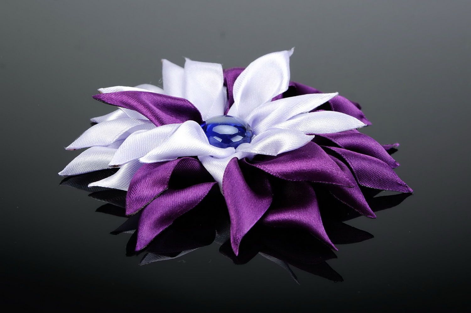 Декоративный цветок из ткани фото 2