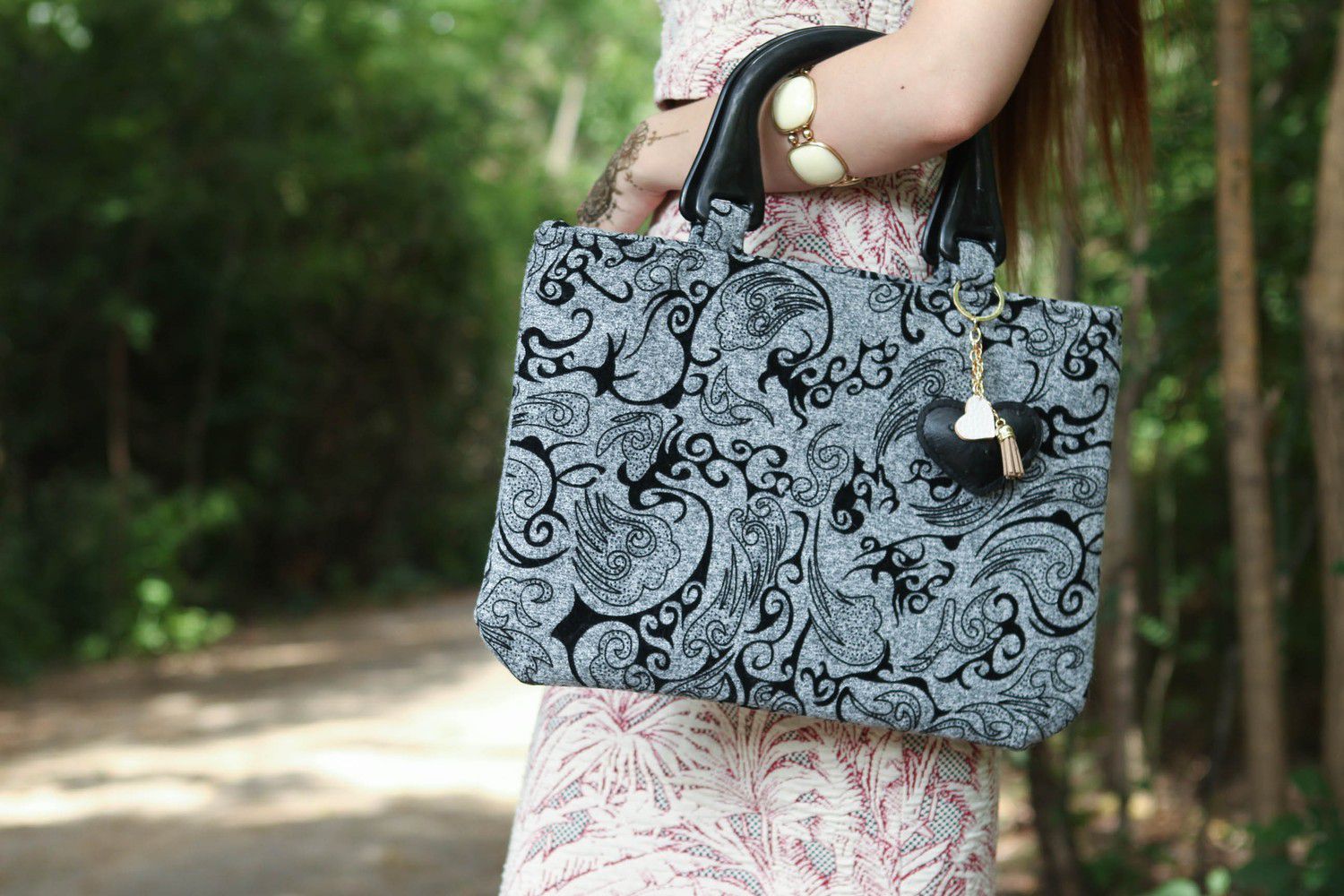 Handgemachte Handtasche aus Textil foto 1