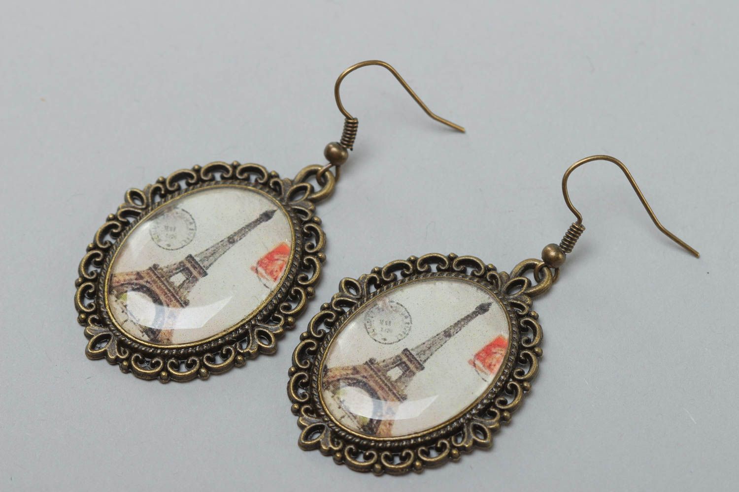 Egg-shaped vintage handmade earrings made of glass glaze with a picture of Eiffel tower photo 2