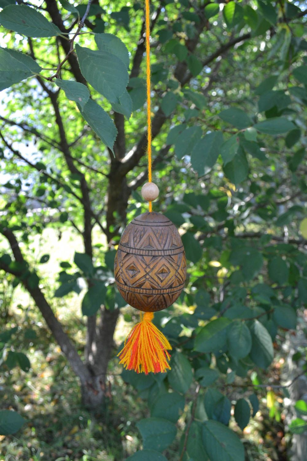 Пасхальное яйцо ручной работы подарок из дерева резной красивый подарок на Пасху фото 1